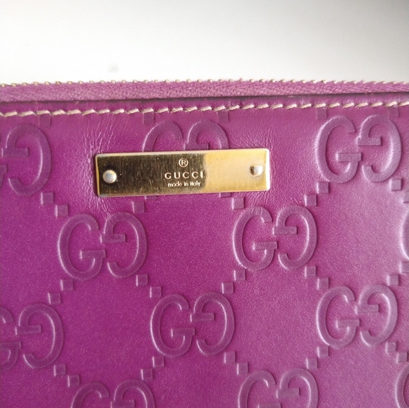 Gucci Purple GG Embossed Leather Zip Around Wallet - Picture 4 of 12